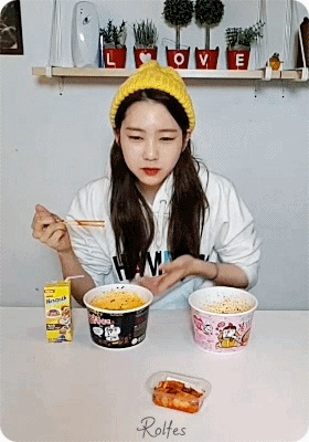 b2c6e8eb208826dd9ce6d4e7821c0bd1_1592502014_1521.gif